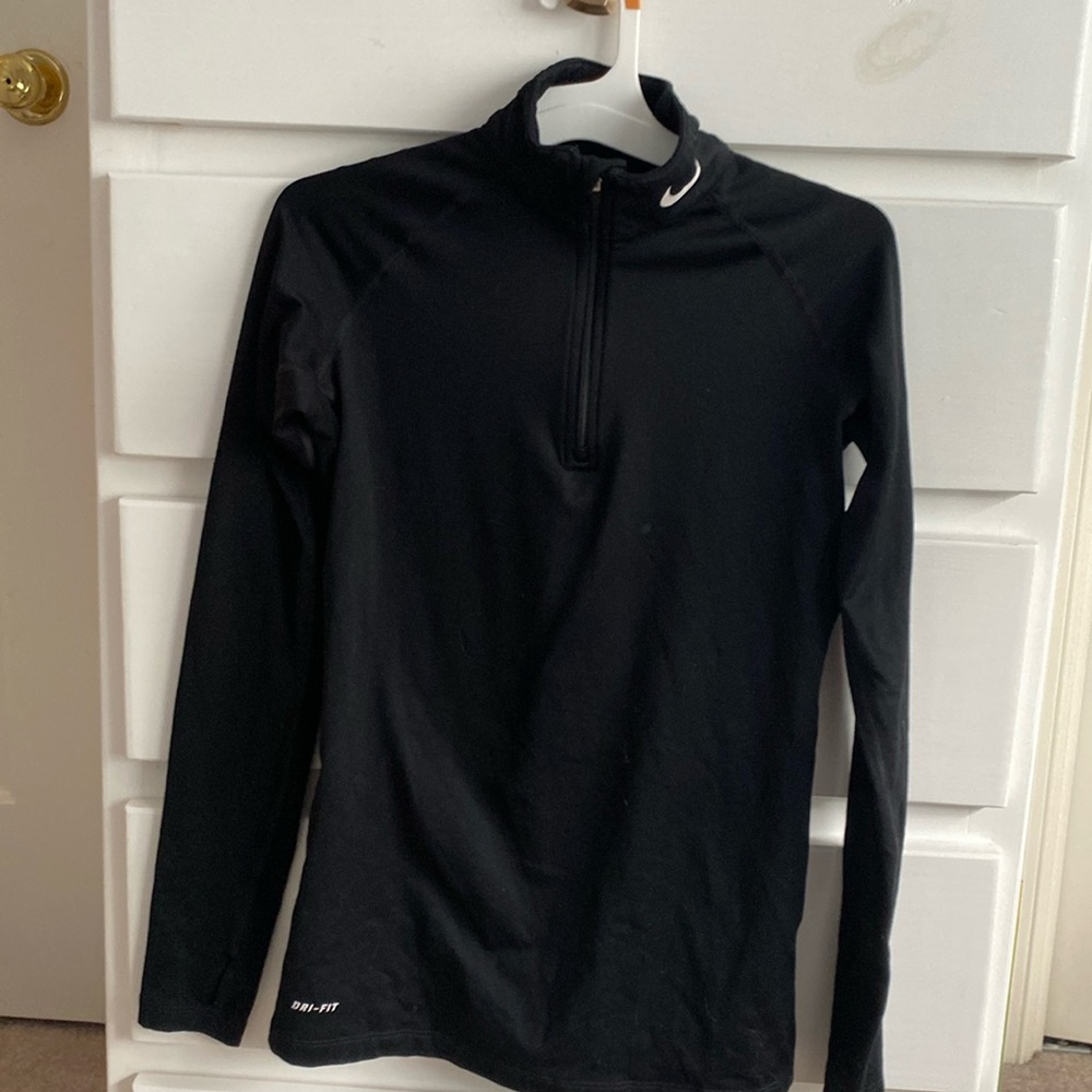 Nike pro combat exercise top